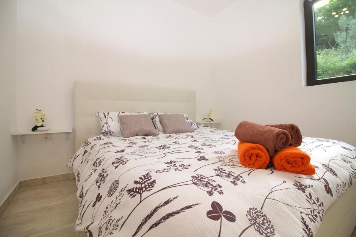 Apartaments Paradise 科佩尔 外观 照片